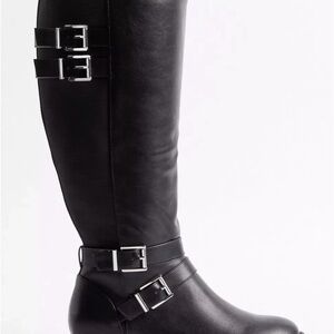 NWT Torrid Black Knee-High Buckle Boots